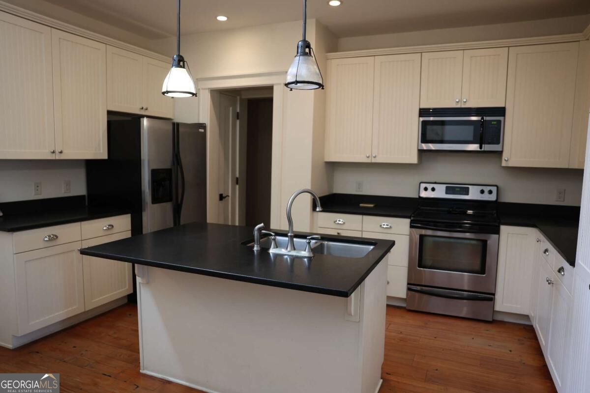 256 Bottlebrush Walk Property Photo 12