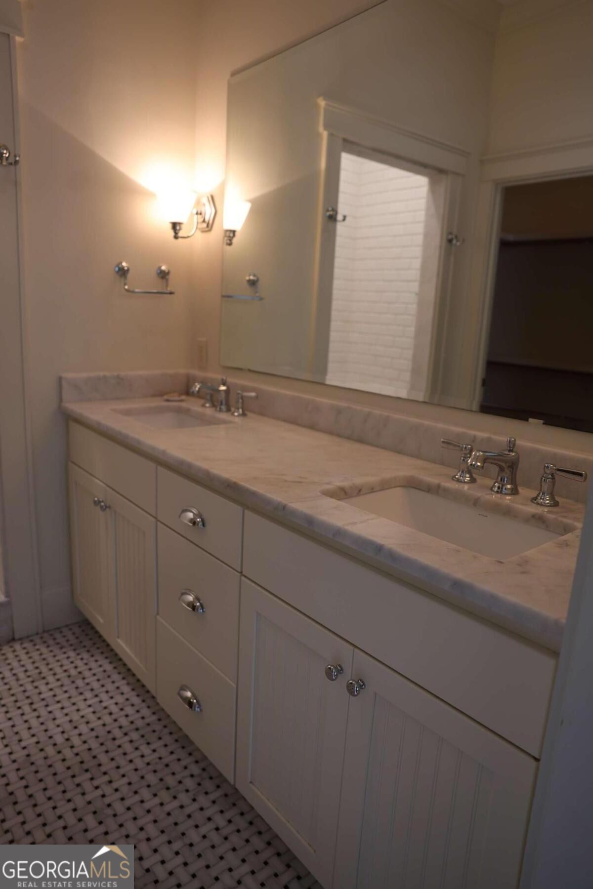 256 Bottlebrush Walk Property Photo 23