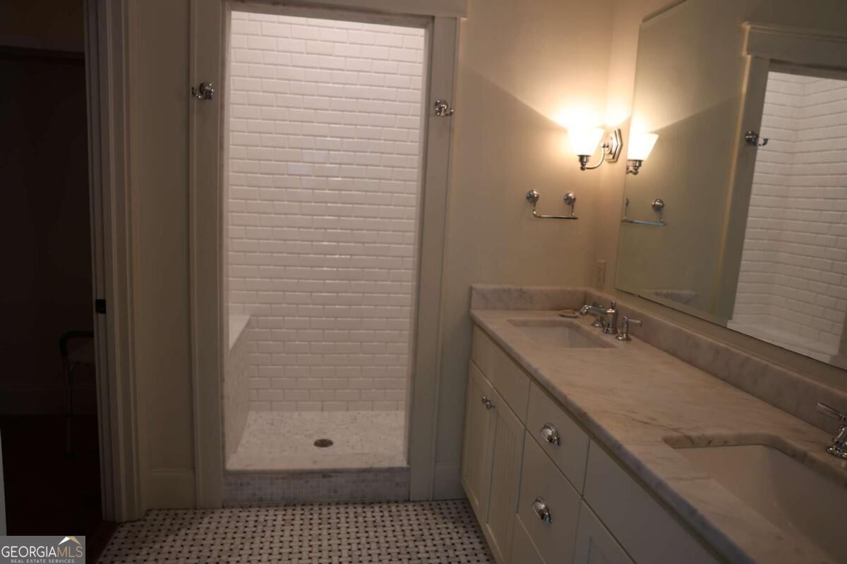 256 Bottlebrush Walk Property Photo 26