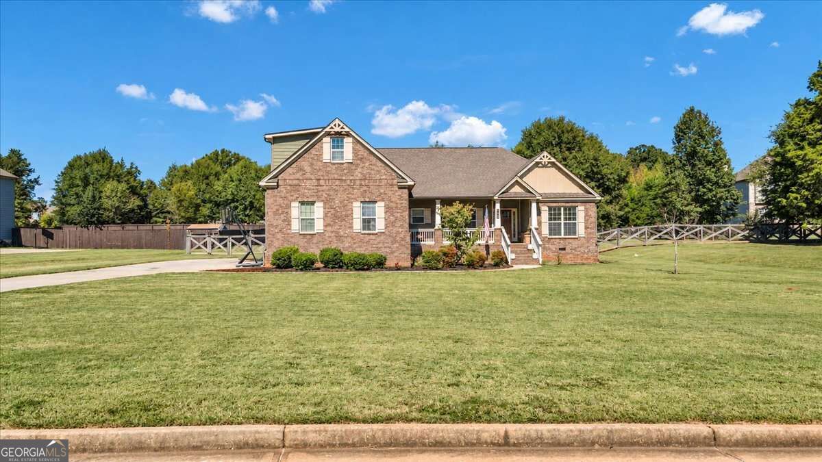 155 Feather Lane Property Photo 4