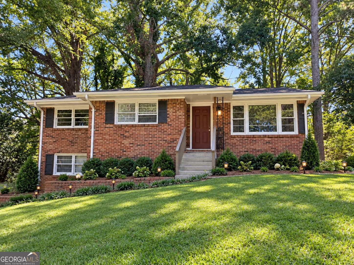 1724 E Mercer Drive