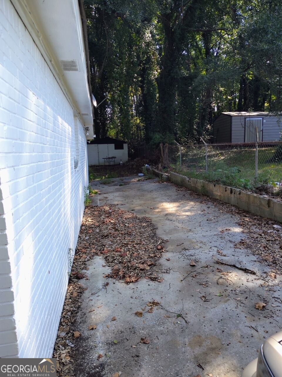 5212 Albert Drive Property Photo 3