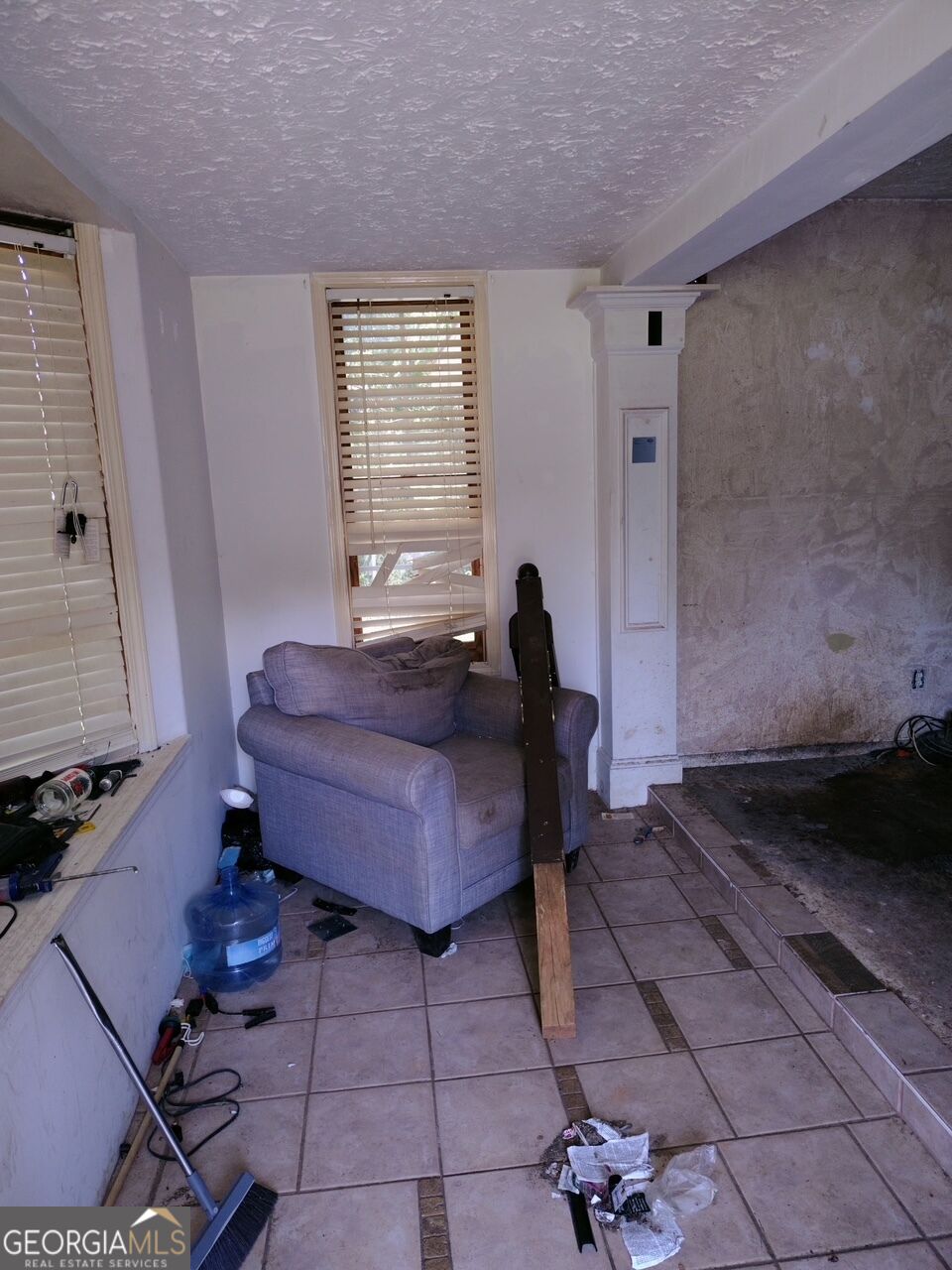 5212 Albert Drive Property Photo 4