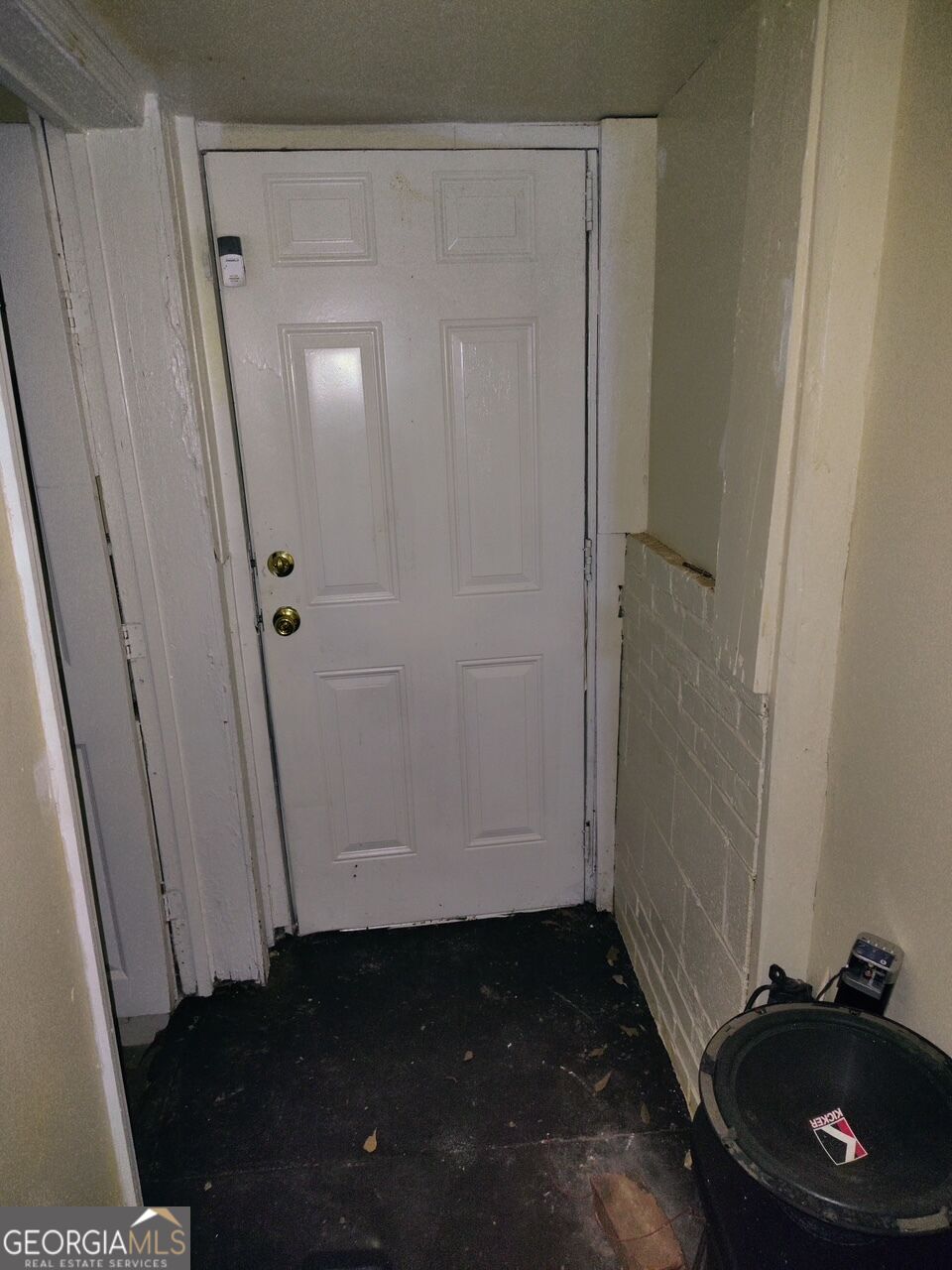 5212 Albert Drive Property Photo 9