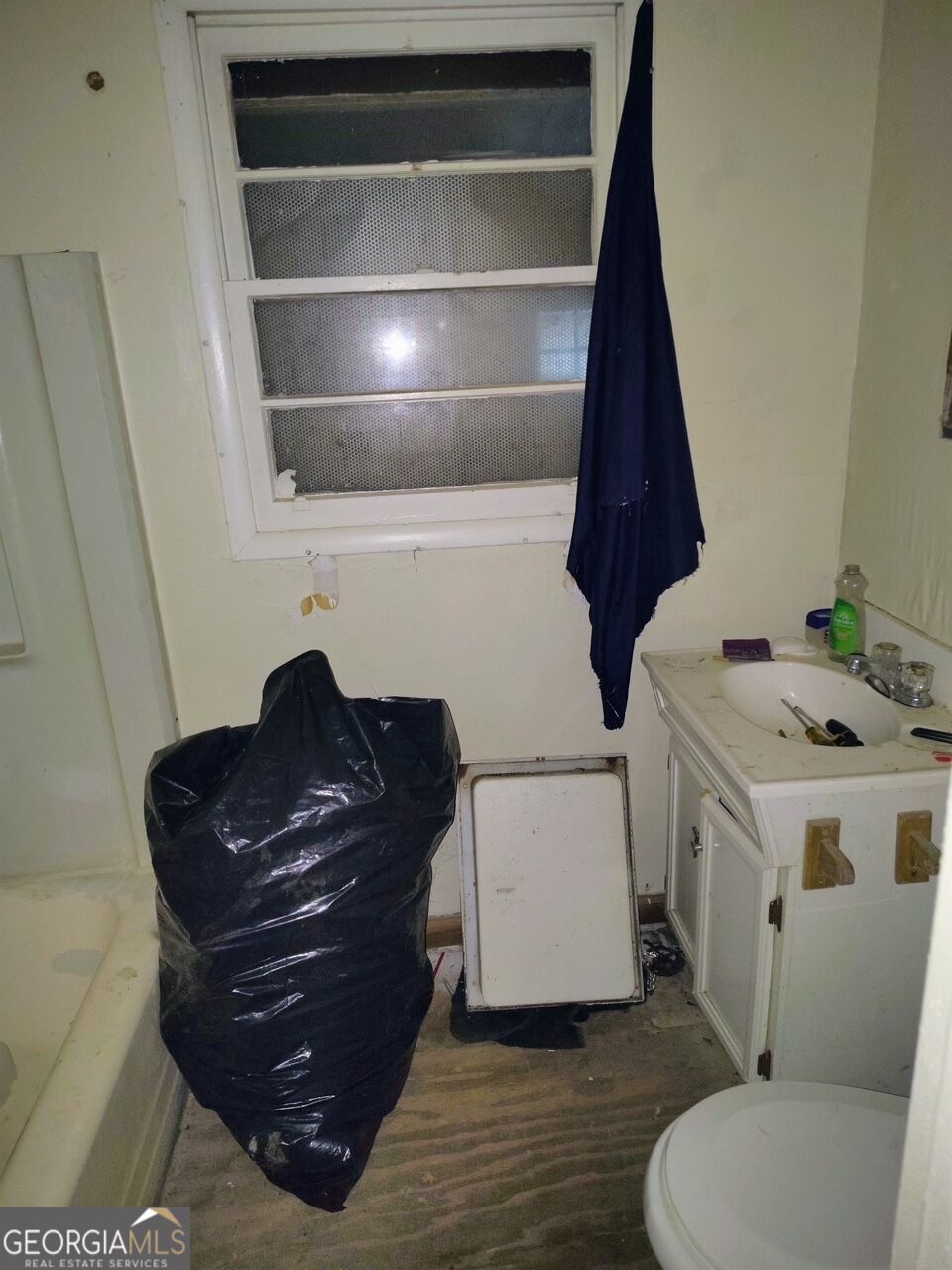5212 Albert Drive Property Photo 13