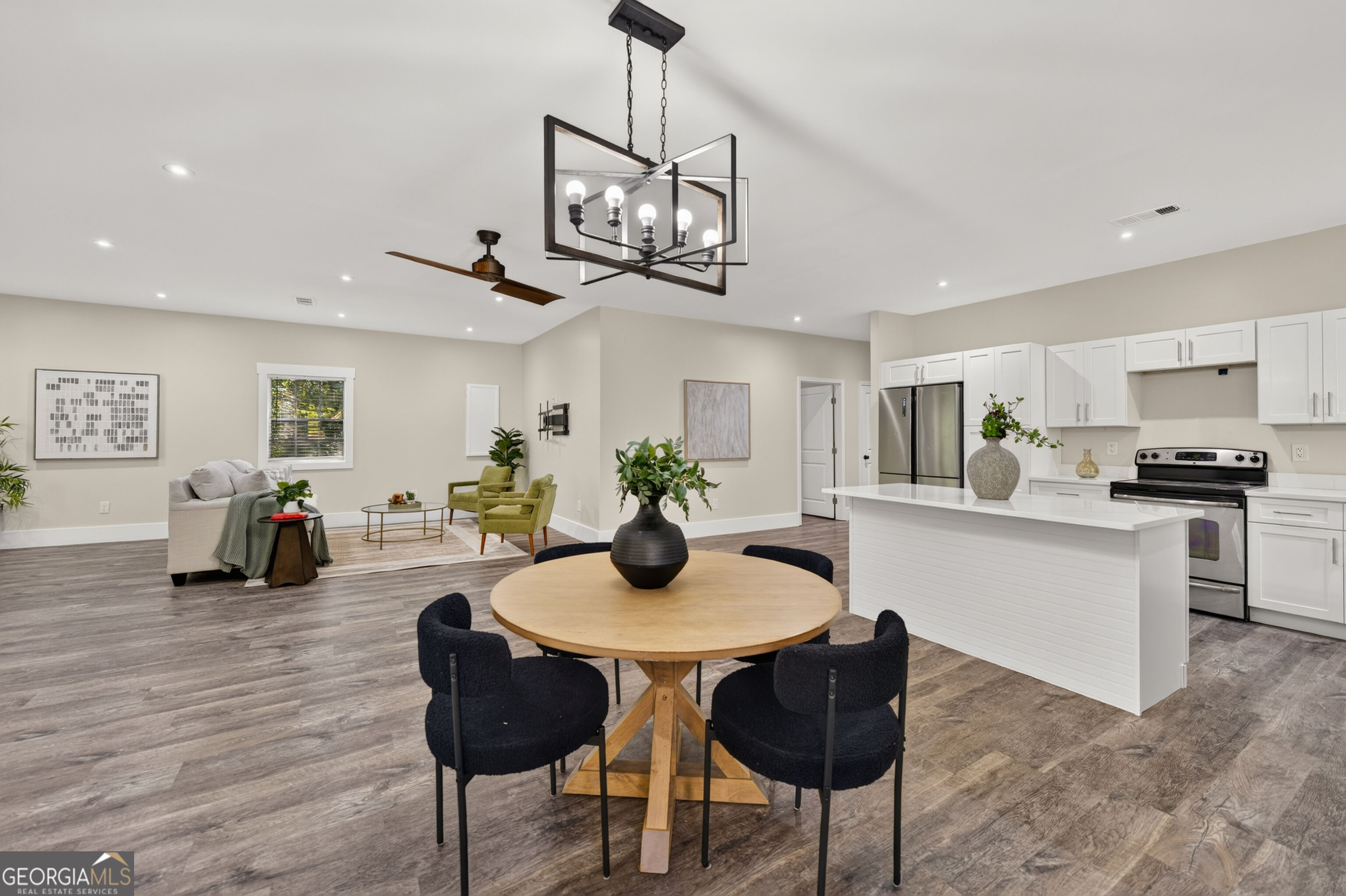 90 Edwin Smith Road Property Photo 14