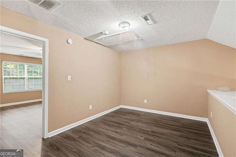 6535 Capitol Knoll Property Photo 21