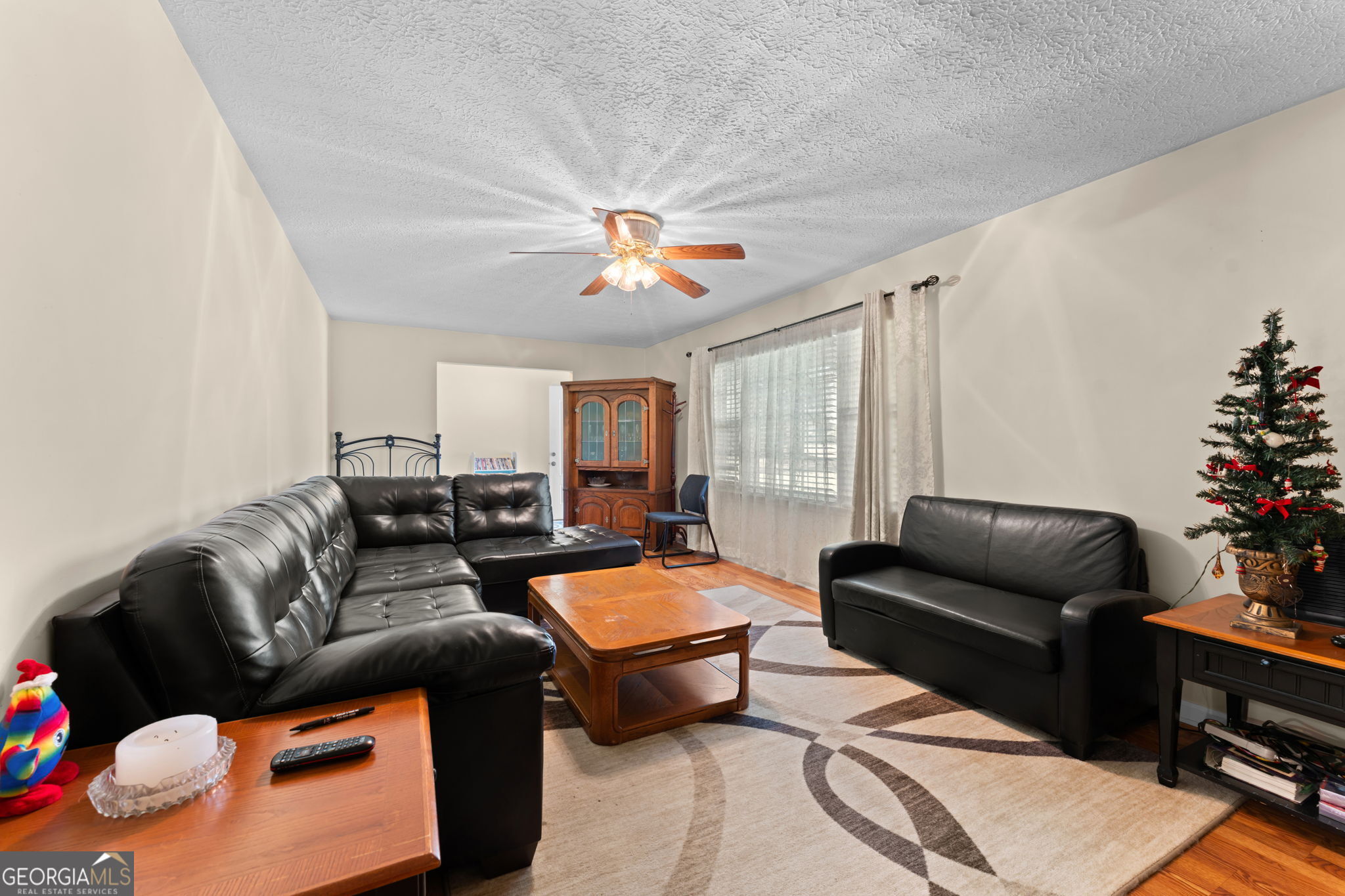 100 Heritage Drive Property Photo 10