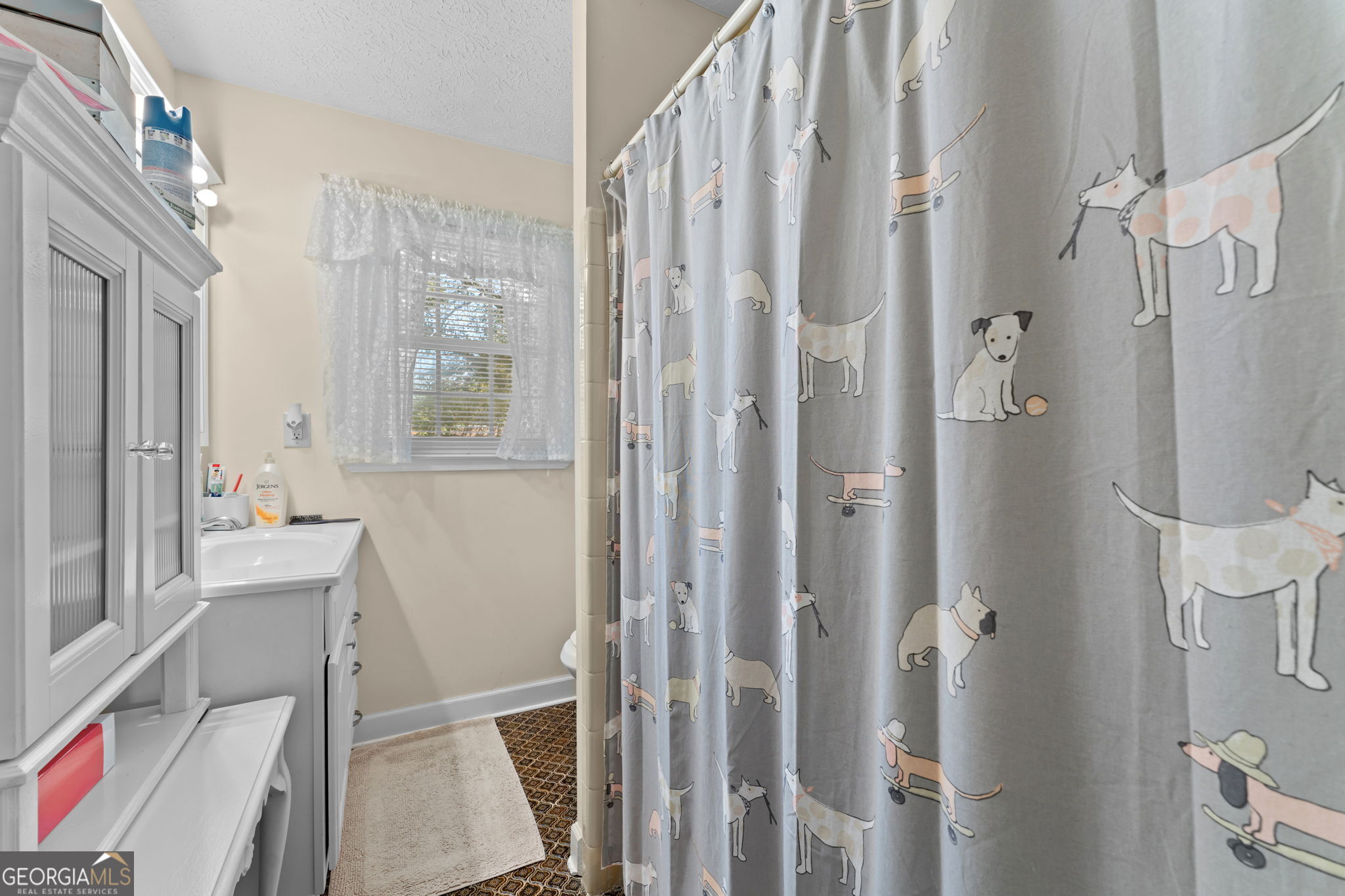 100 Heritage Drive Property Photo 25
