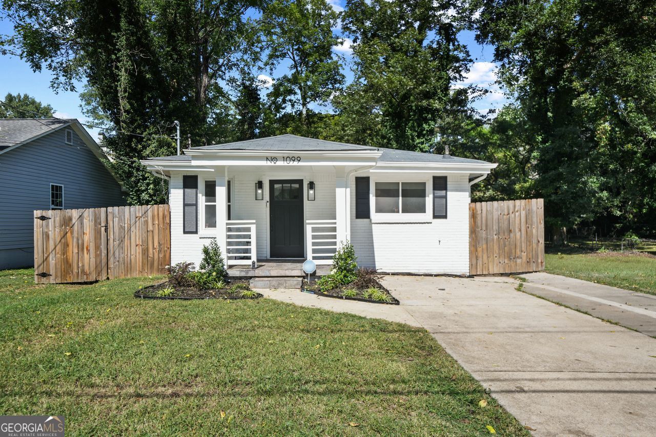 1099 Harwell Street Nw Property Photo 1