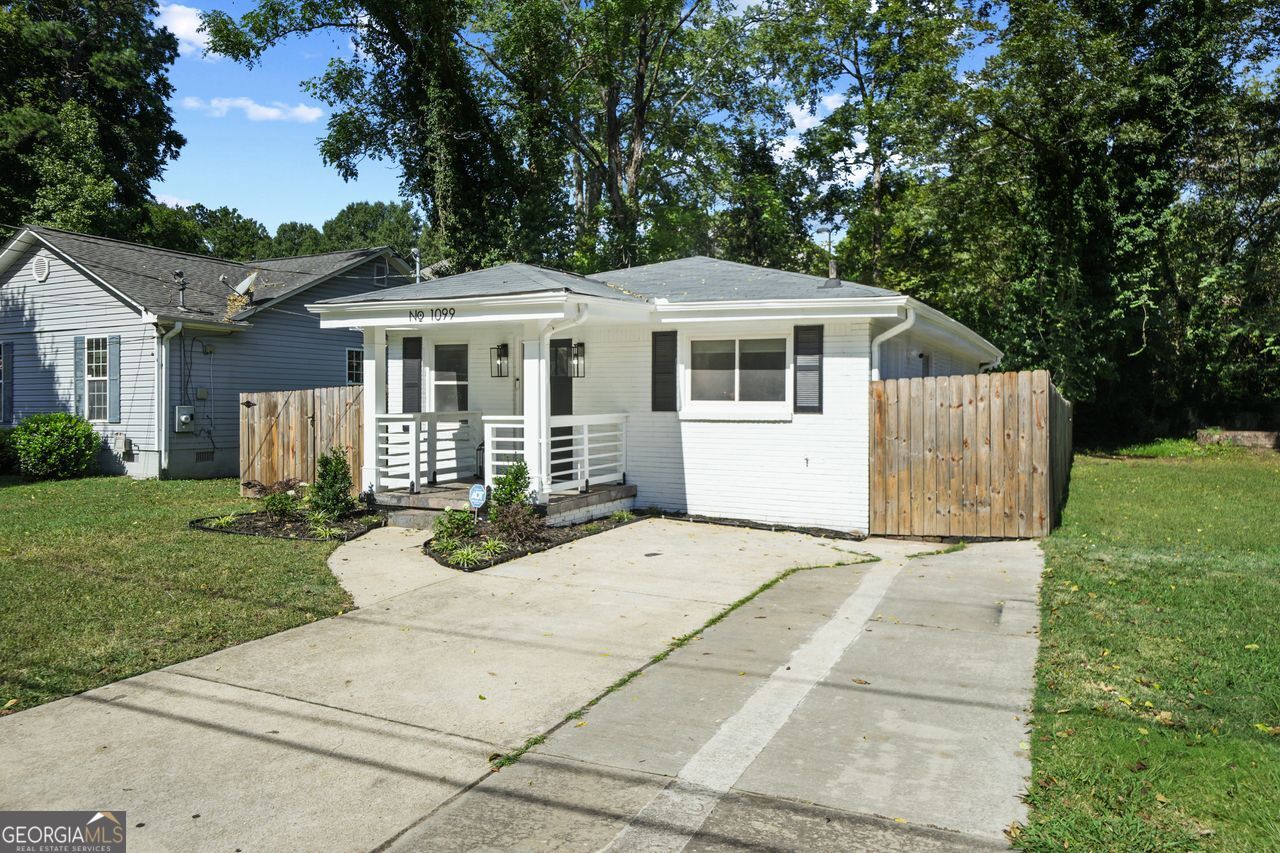 1099 Harwell Street Nw Property Photo 4