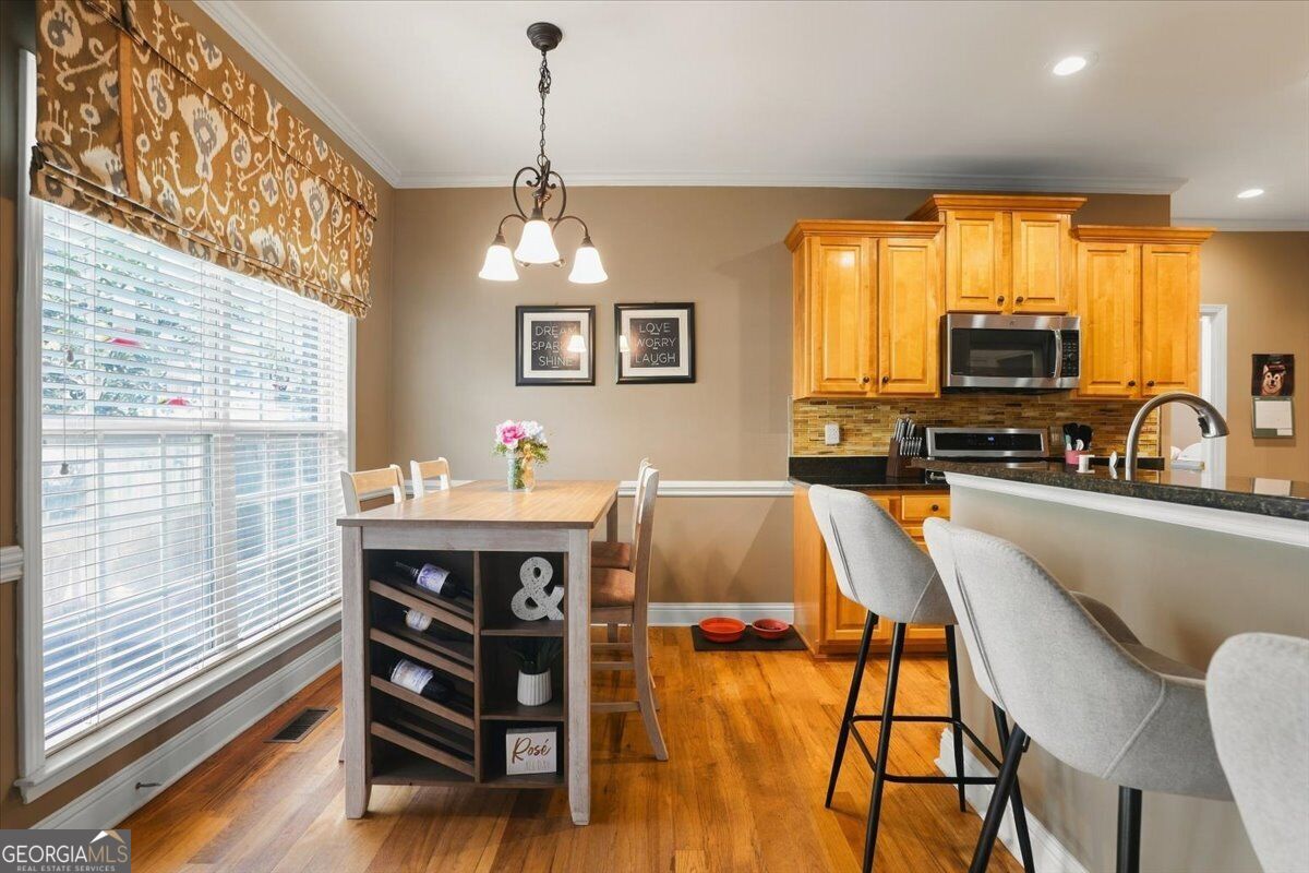 920 Huntcliffe Drive Property Photo 10