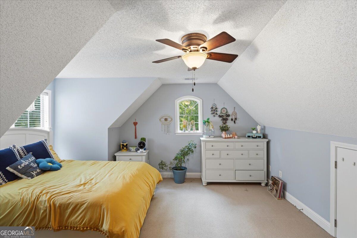 920 Huntcliffe Drive Property Photo 24