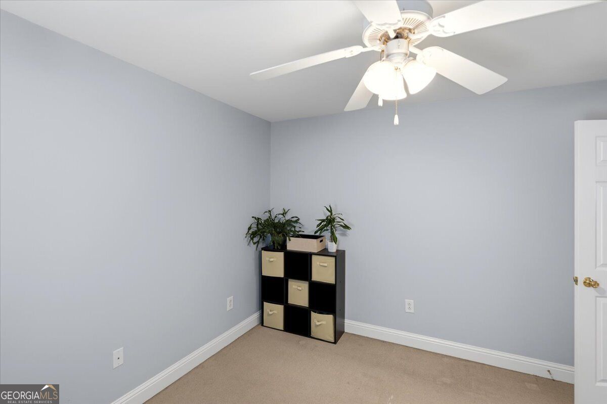 920 Huntcliffe Drive Property Photo 28