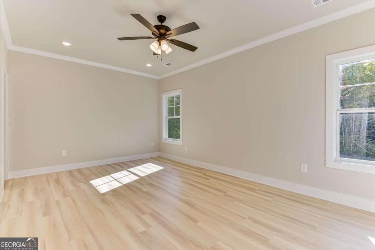 1021 Pointe S Property Photo 22