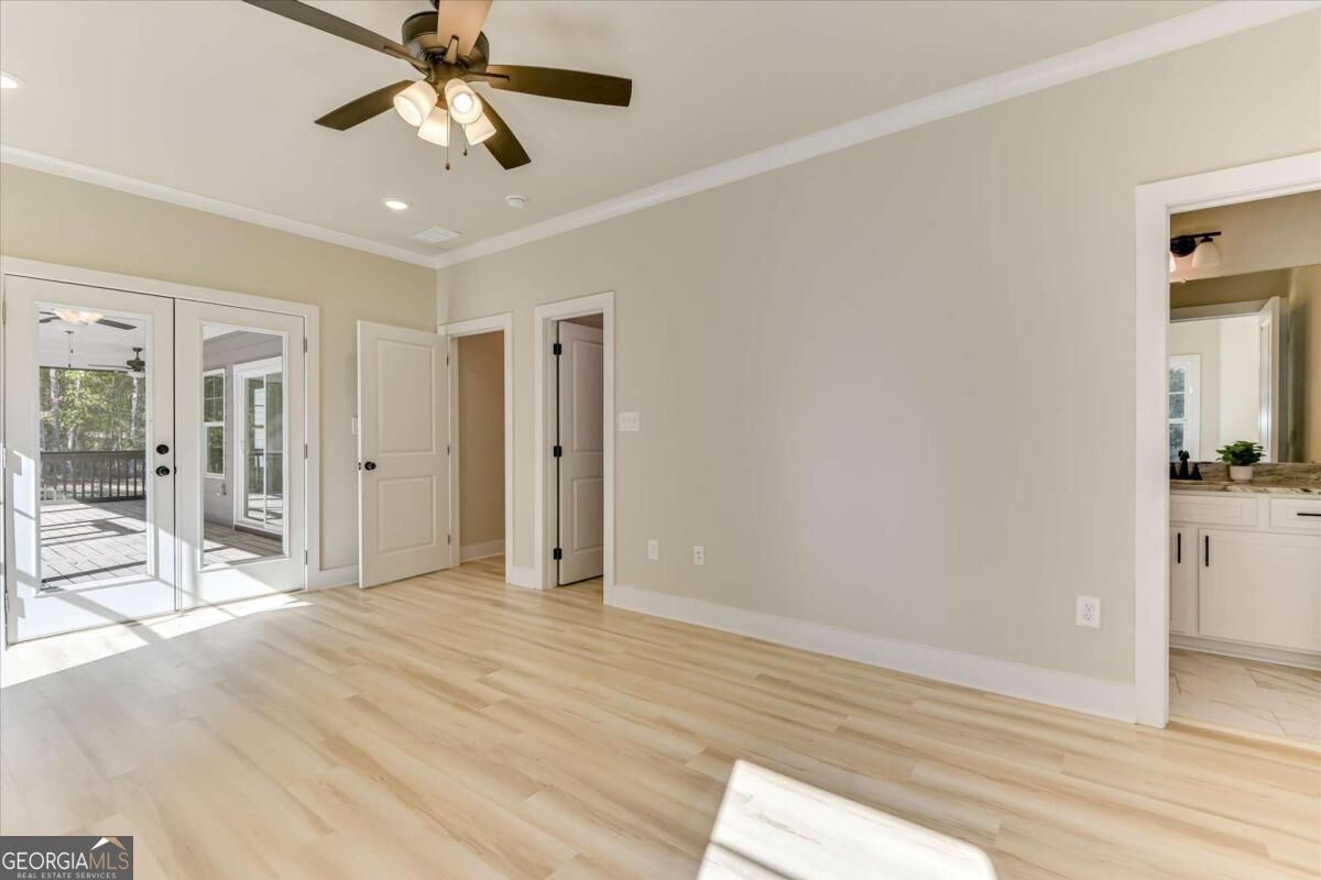 1021 Pointe S Property Photo 23