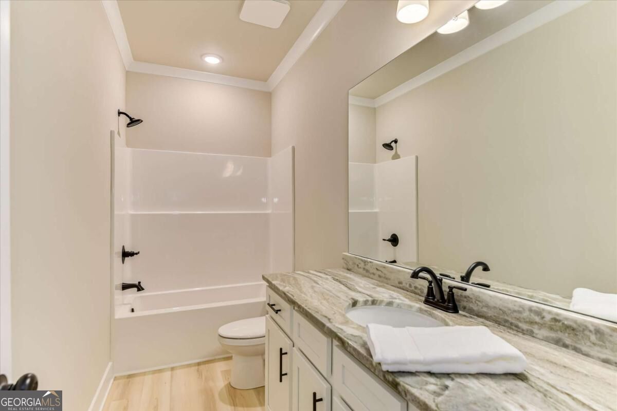 1021 Pointe S Property Photo 27
