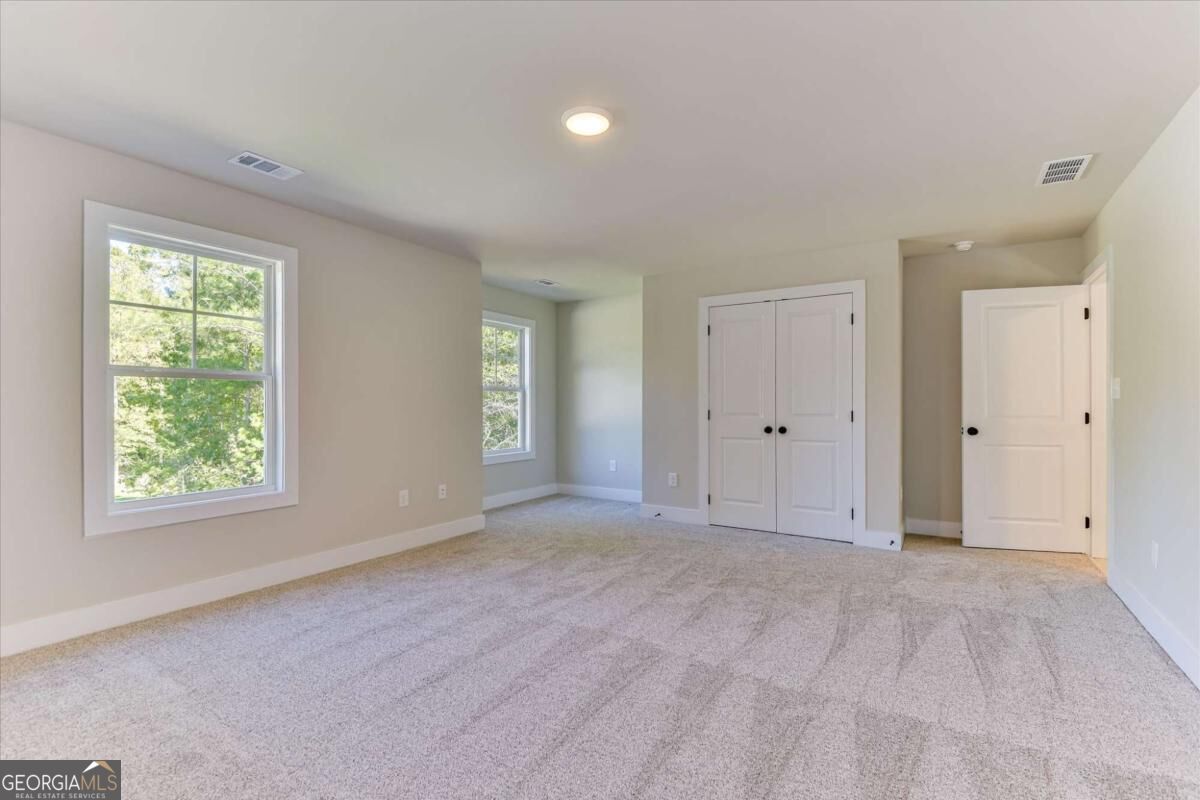 1021 Pointe S Property Photo 39