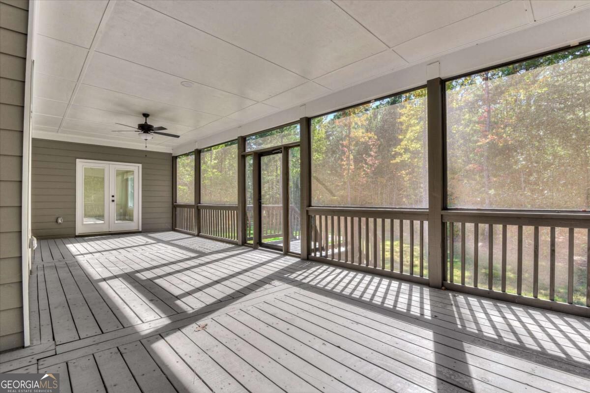 1021 Pointe S Property Photo 42