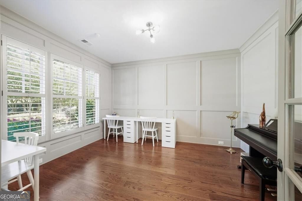 1569 Tryon Road Ne Property Photo 5