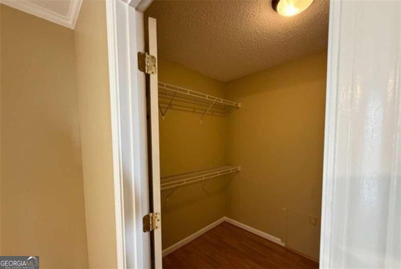 153 Crest Pointe Property Photo 8