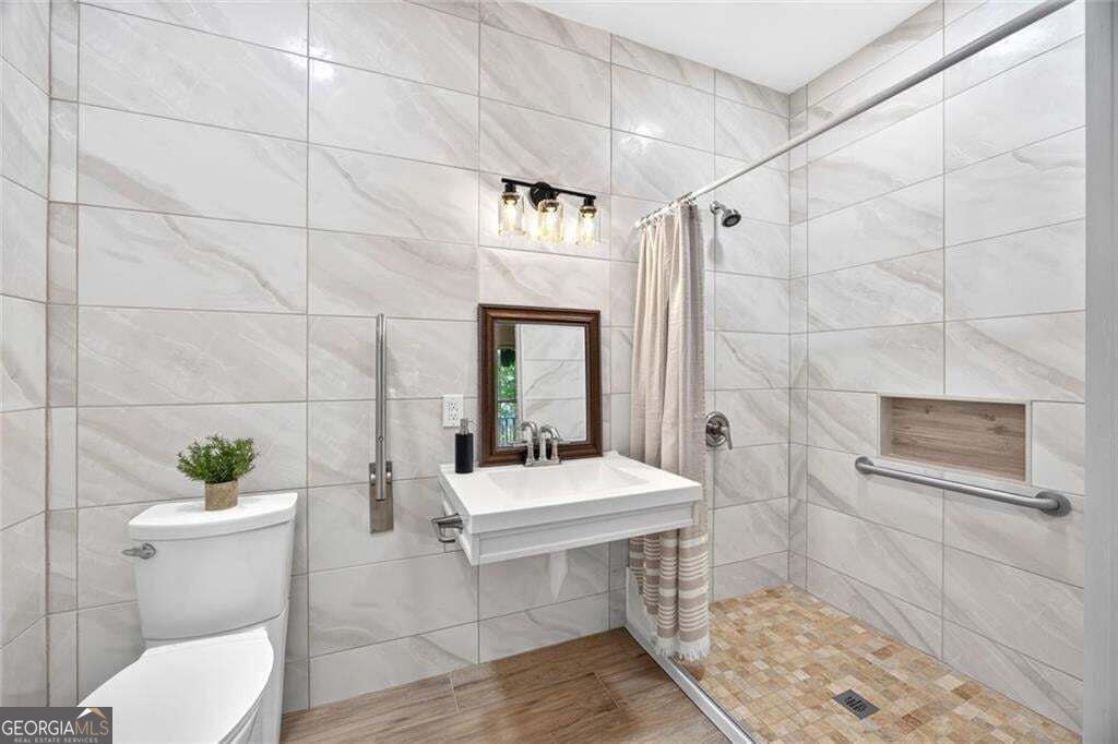 1211 Bridgewater Walk Property Photo 23