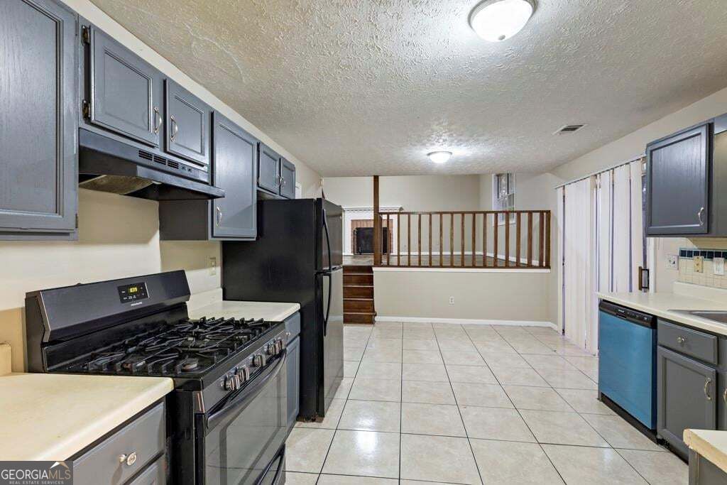 1250 Opal Circle Property Photo 9