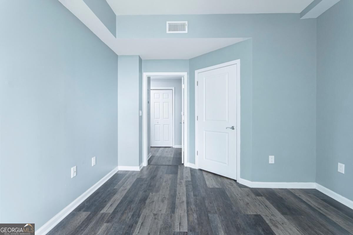 3040 Peachtree Road # 613 Property Photo 15