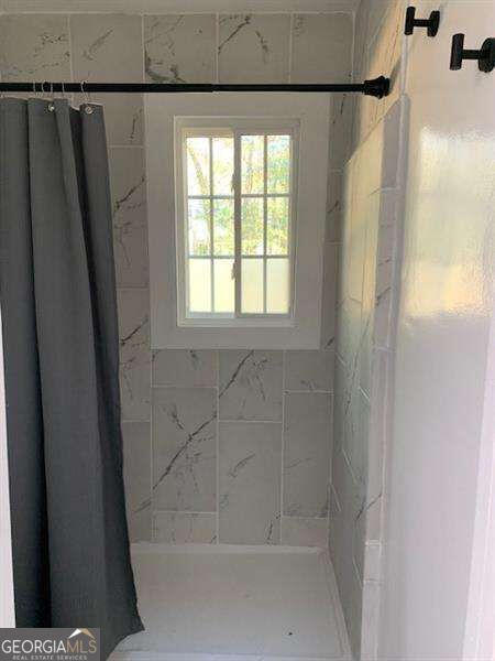 470 Karen Drive Property Photo 9