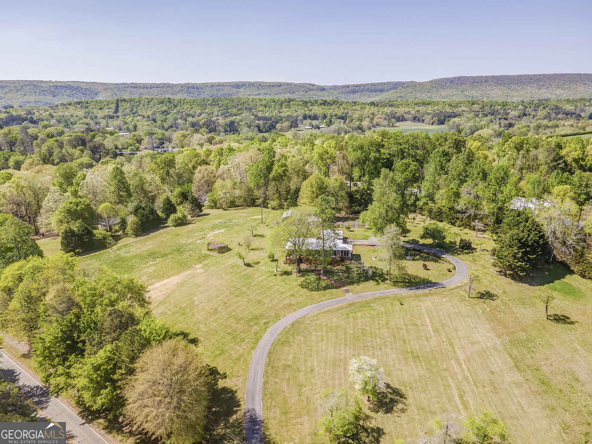 7360 Highway 48 Property Photo 2