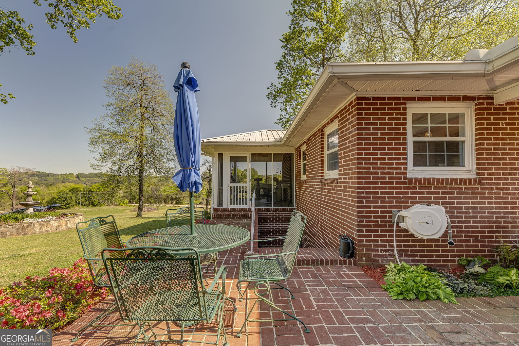 7360 Highway 48 Property Photo 3