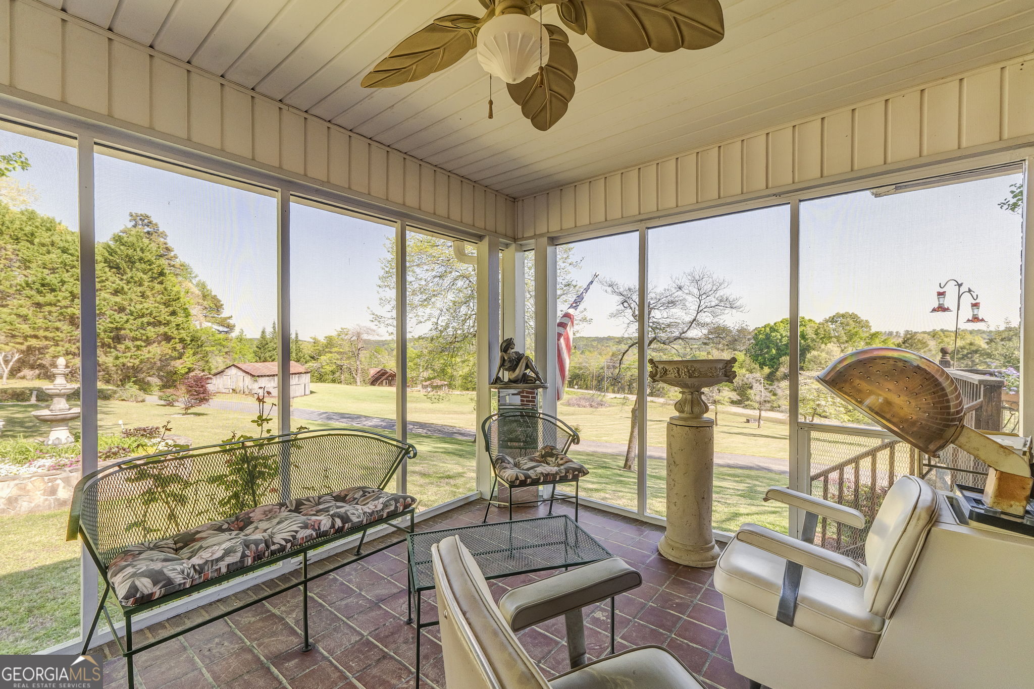 7360 Highway 48 Property Photo 4