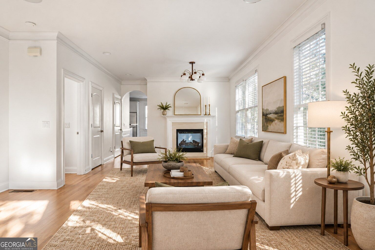 1055 Davis Circle Nw # R Property Photo 6