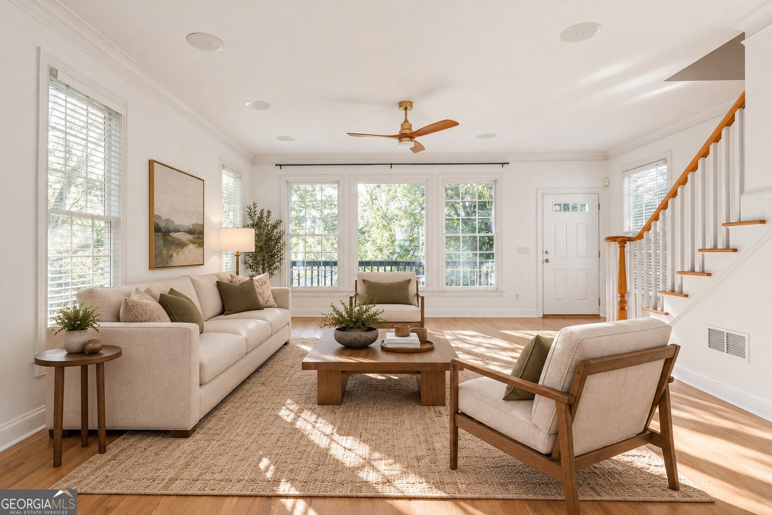 1055 Davis Circle Nw # R Property Photo 8