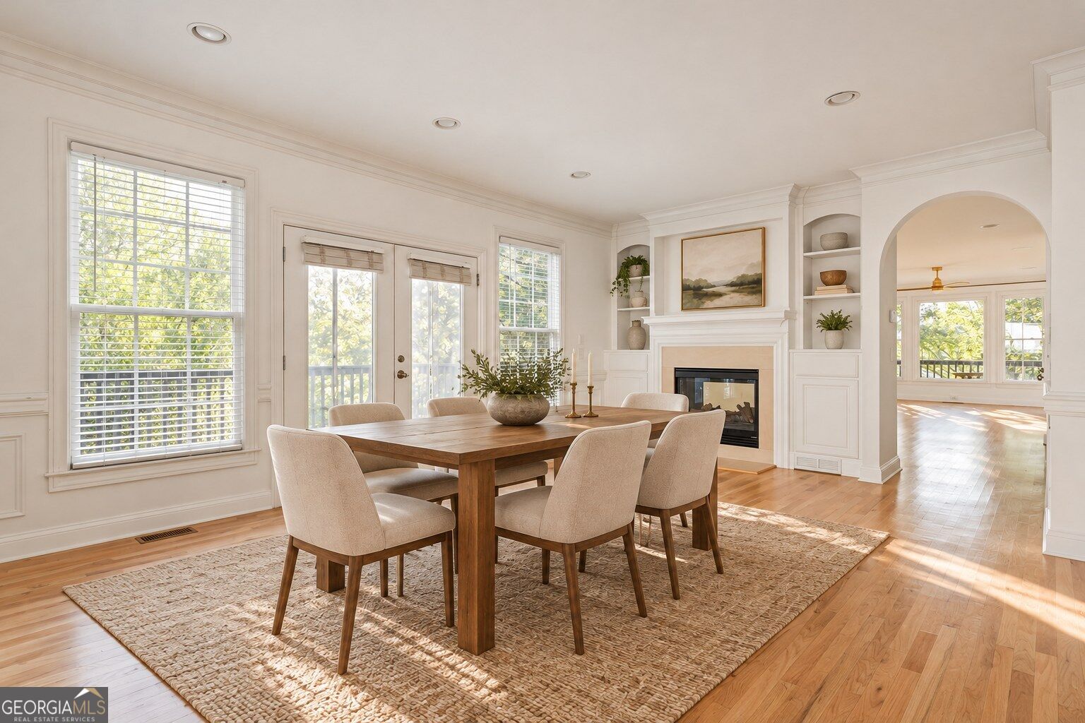 1055 Davis Circle Nw # R Property Photo 11