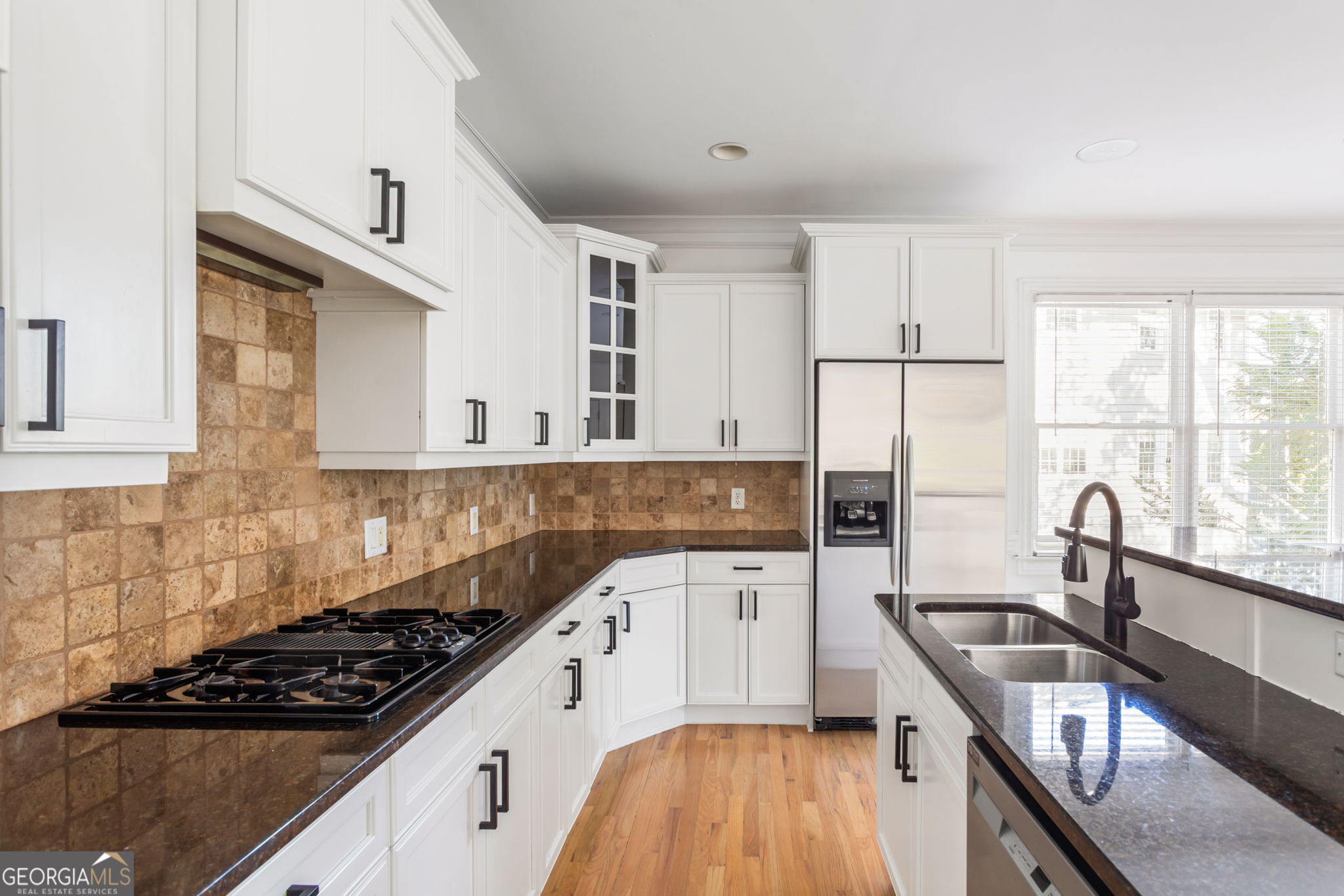 1055 Davis Circle Nw # R Property Photo 15