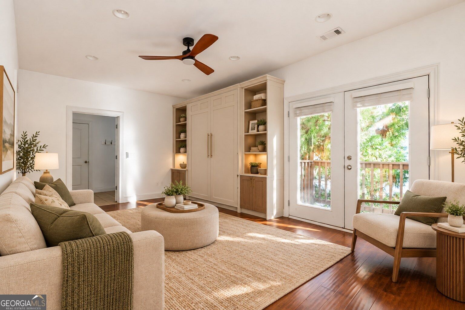 1055 Davis Circle Nw # R Property Photo 25