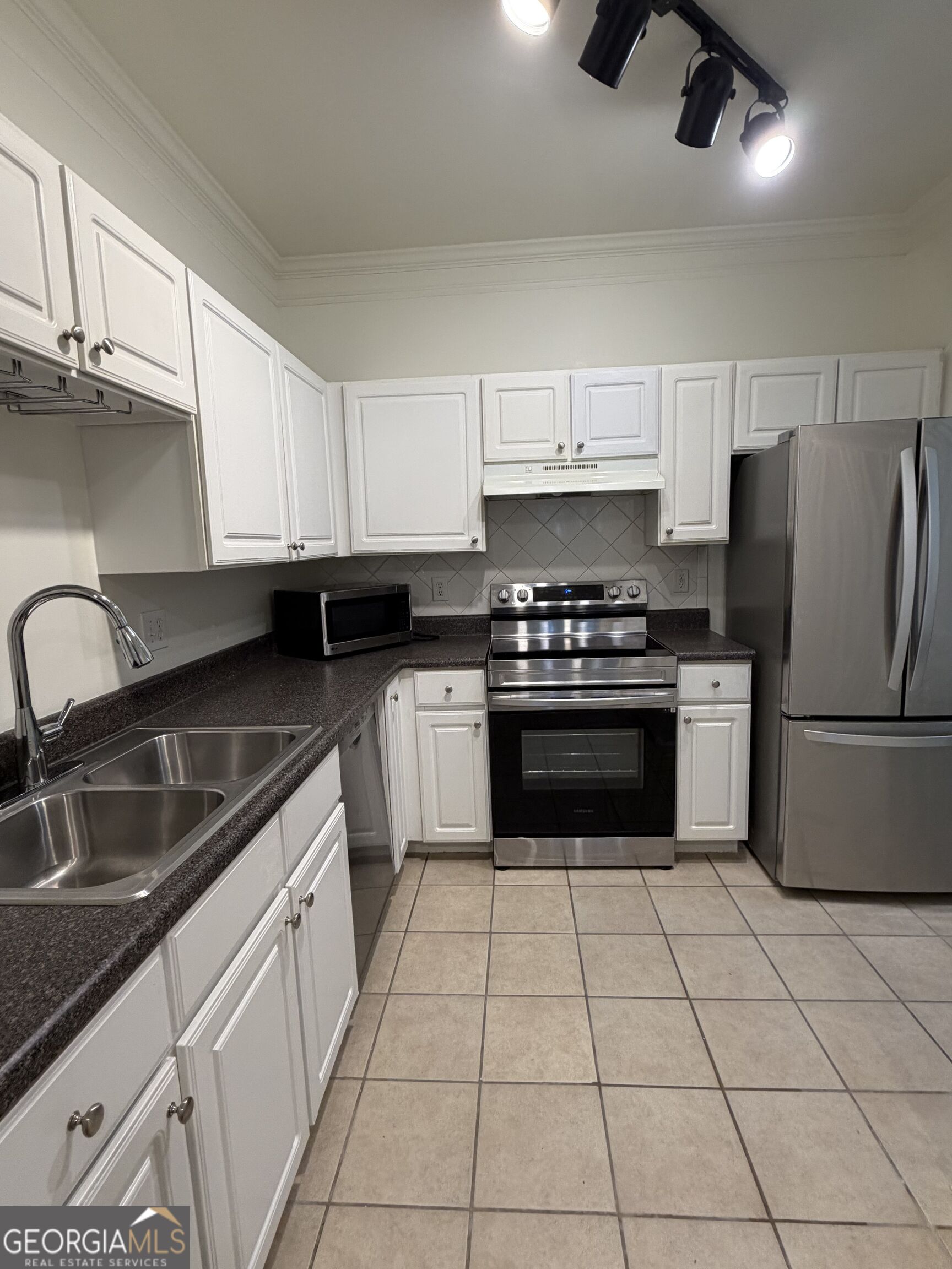 1850 Cotillion Drive # 2116 Property Photo 10