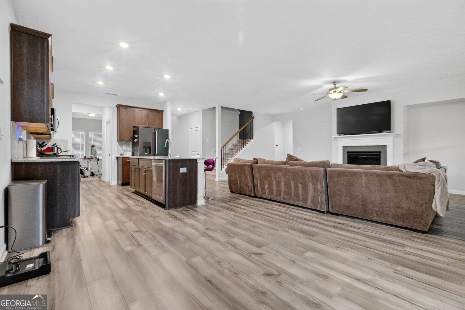 5911 Green Ash Court Property Photo 5