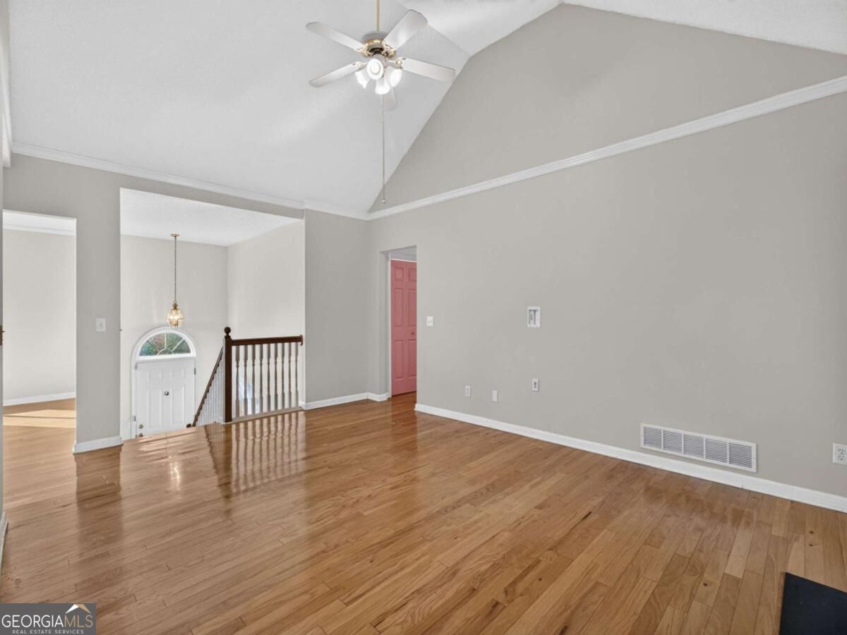 1038 Whispering Woods Drive Property Photo 10