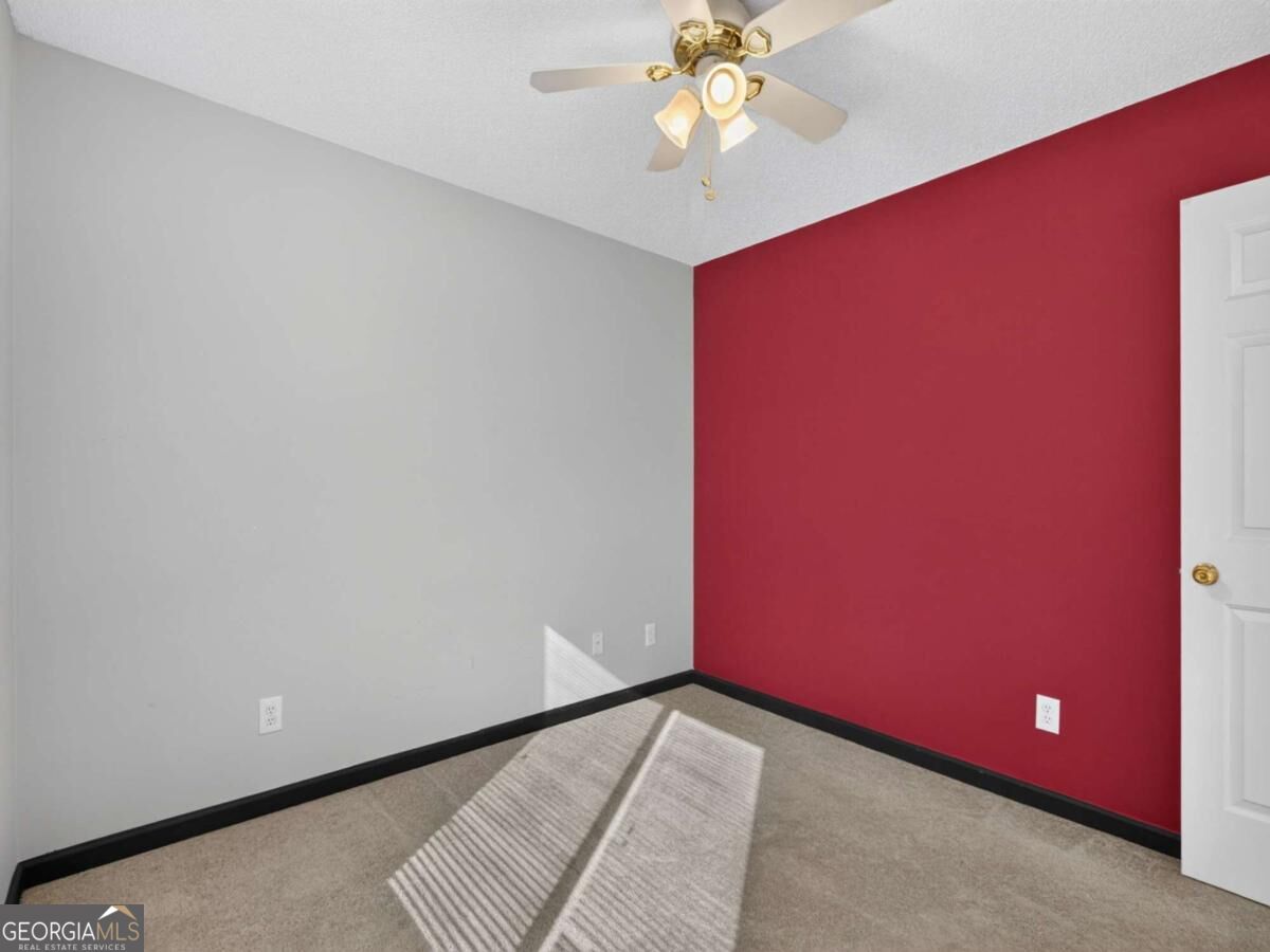 1038 Whispering Woods Drive Property Photo 34
