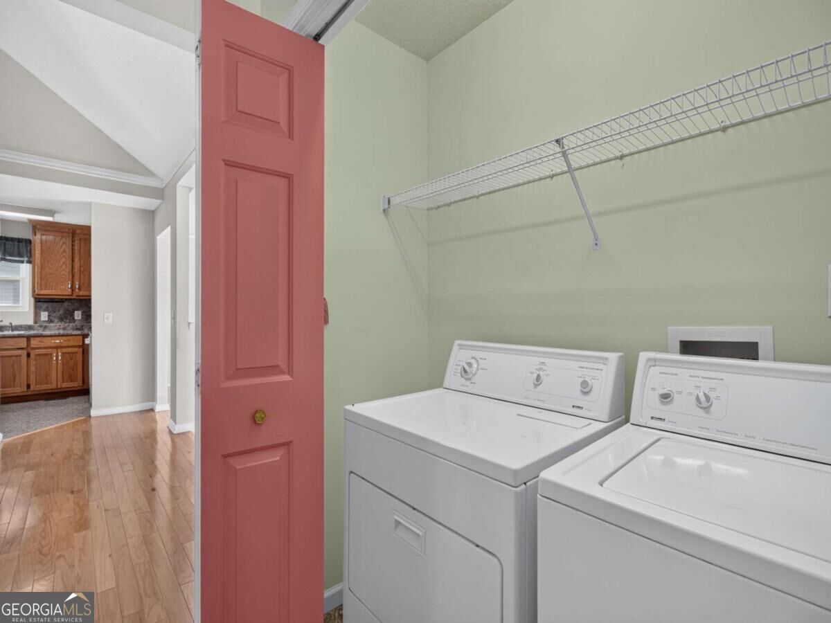 1038 Whispering Woods Drive Property Photo 41