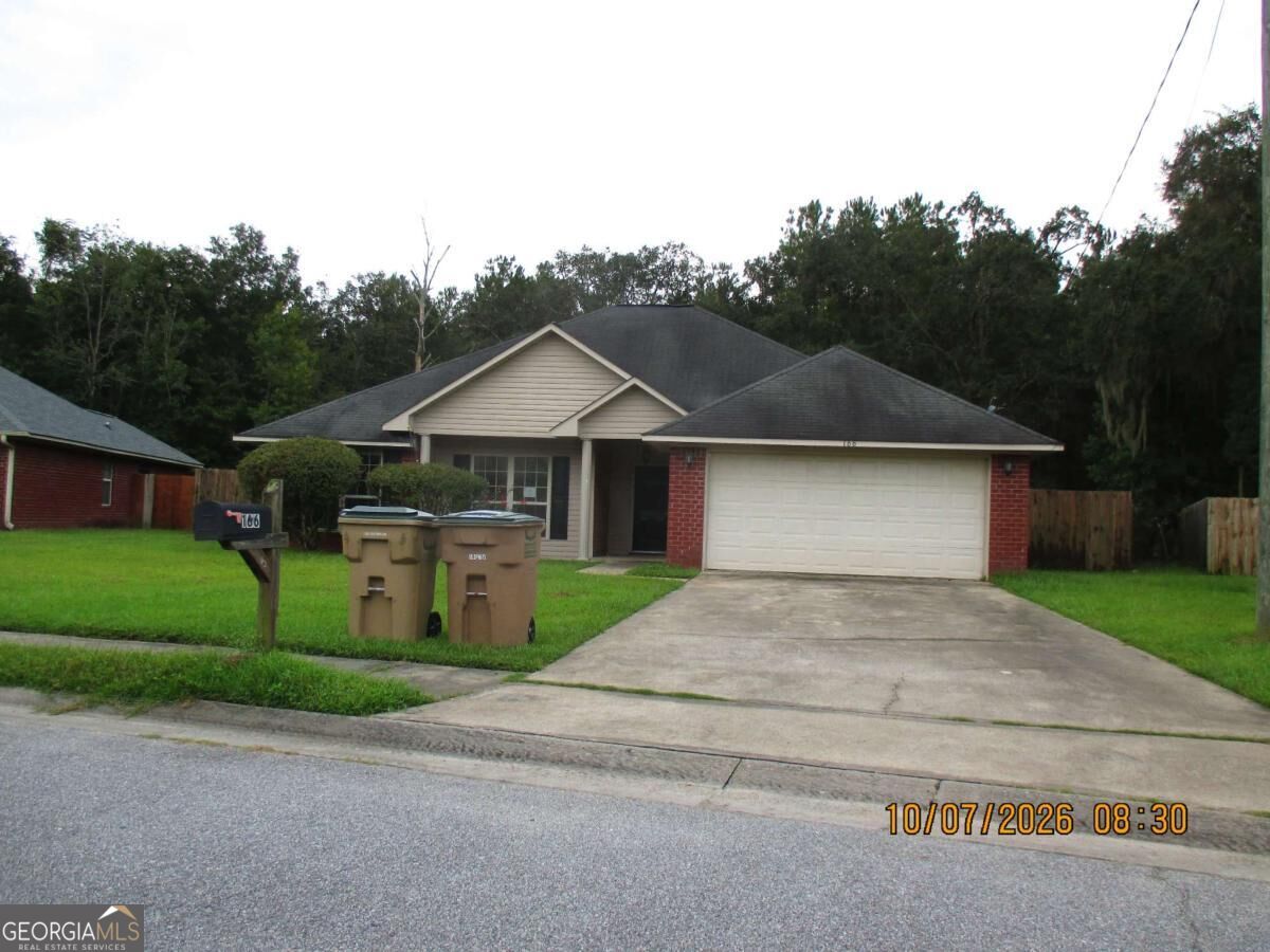 166 Gloucester Drive Property Photo 1