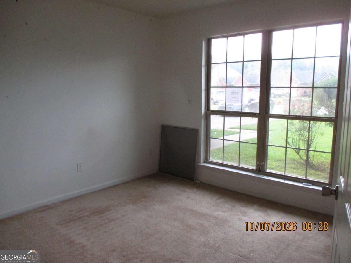166 Gloucester Drive Property Photo 10