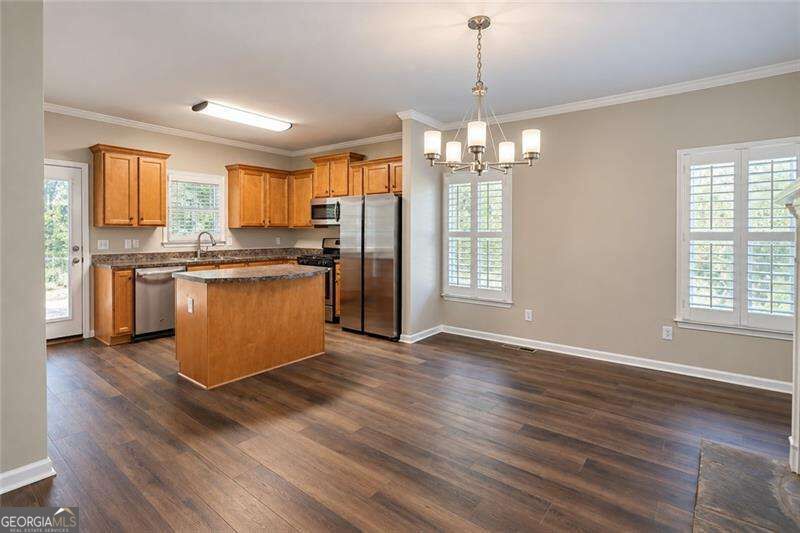 69 Haven Crest Court Property Photo 6