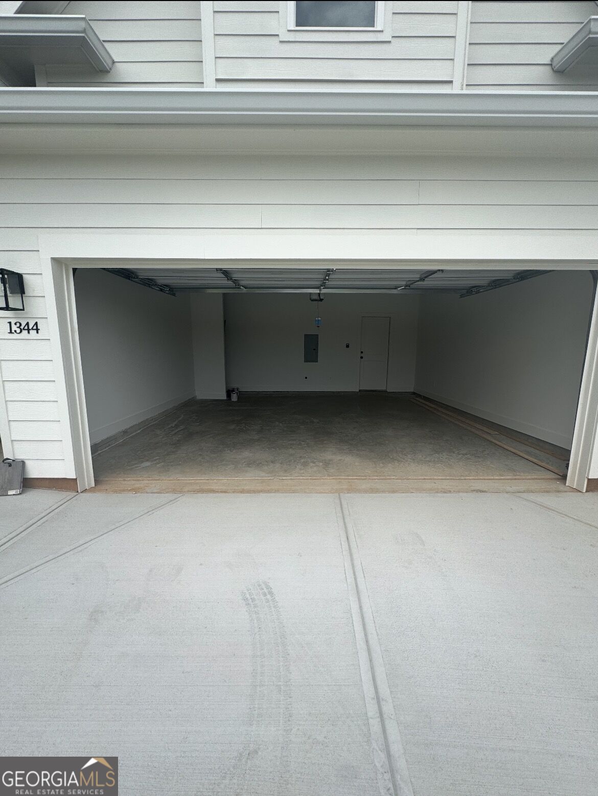 1344 Perkins Road Property Photo 3