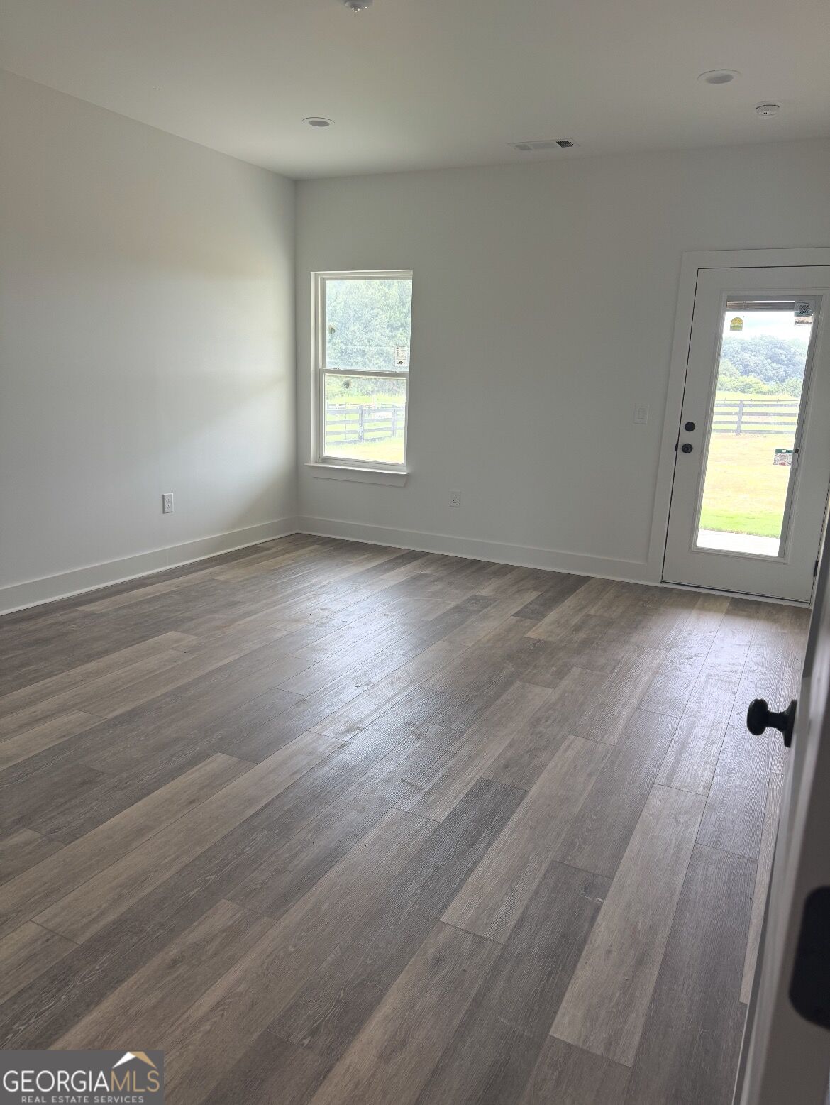 1344 Perkins Road Property Photo 5