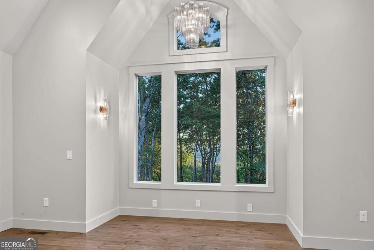 357 Spring Ridge Trail Property Photo 9