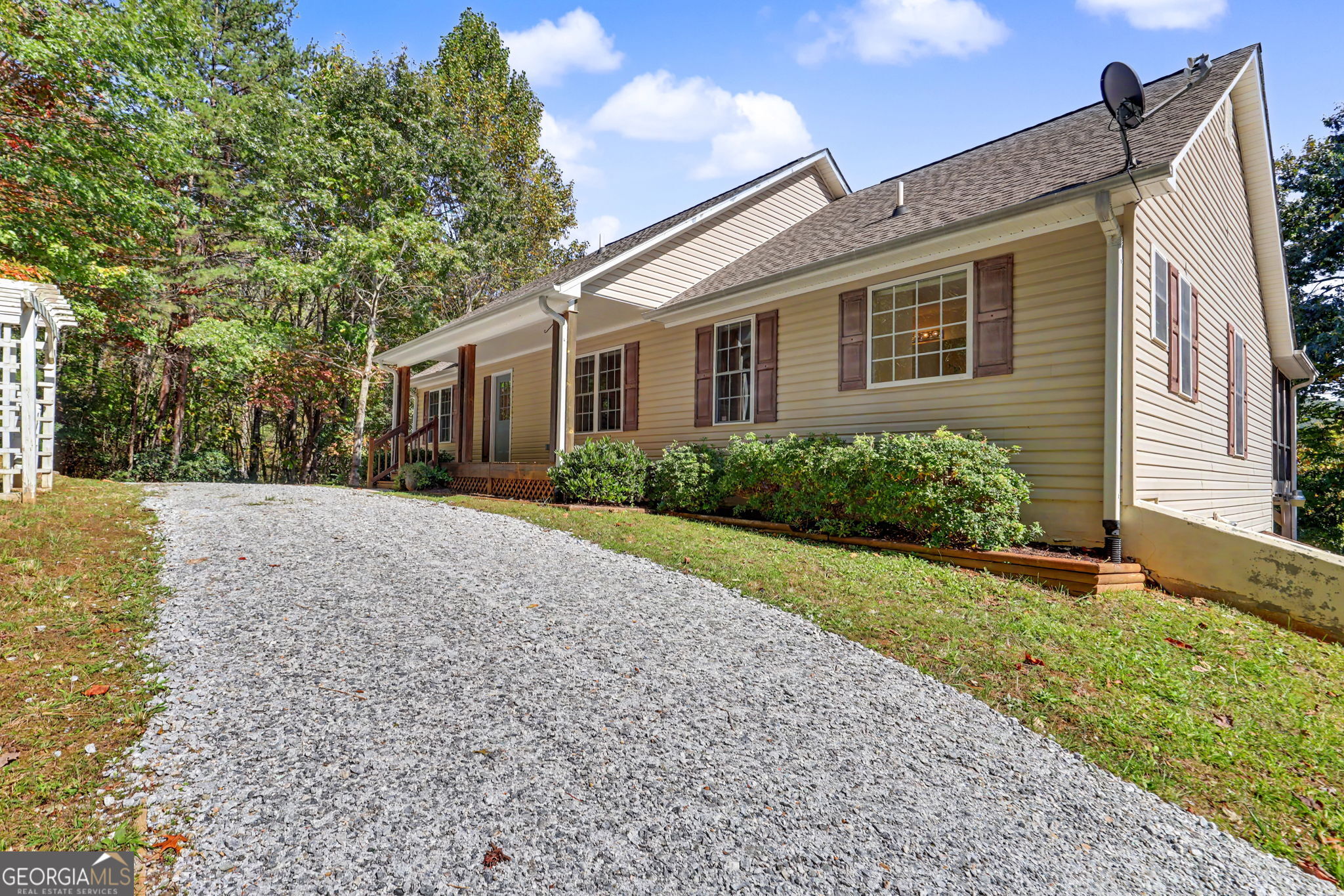 49 Vine Hill Lane Property Photo 3