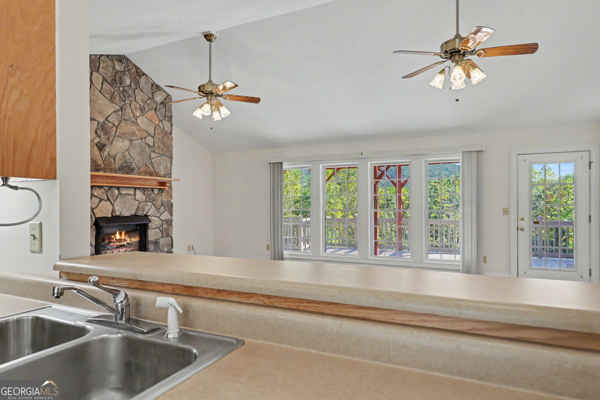 49 Vine Hill Lane Property Photo 14